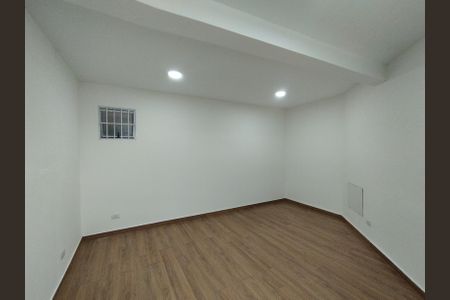 Sala/Quarto de casa para alugar com 1 quarto, 30m² em Vila Água Funda, São Paulo