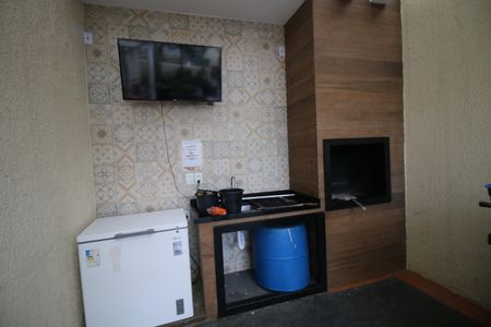 Apartamento para alugar com 43m², 2 quartos e 1 vagaÁrea comum - Churrasqueira