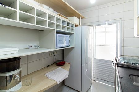 Apartamento à venda com 105m², 2 quartos e 1 vaga Apartamento à venda com 105m², 2 quartos e 1 vagaCozinha