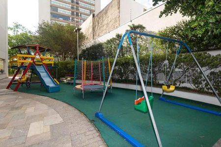 Apartamento à venda com 105m², 2 quartos e 1 vaga Apartamento à venda com 105m², 2 quartos e 1 vagaPlayground