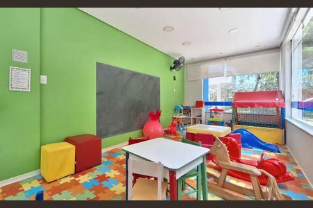 Apartamento à venda com 105m², 2 quartos e 1 vaga Apartamento à venda com 105m², 2 quartos e 1 vagaÁrea comum