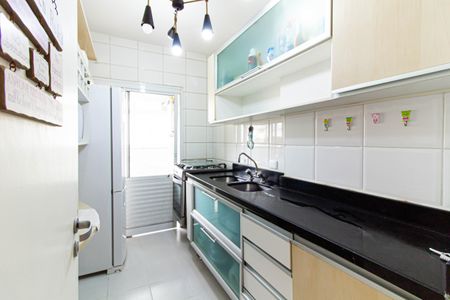 Apartamento à venda com 105m², 2 quartos e 1 vaga Apartamento à venda com 105m², 2 quartos e 1 vagaCozinha