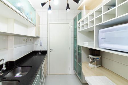 Apartamento à venda com 105m², 2 quartos e 1 vaga Apartamento à venda com 105m², 2 quartos e 1 vagaCozinha