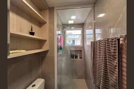 Apartamento à venda com 56m², 2 quartos e 1 vaga Apartamento à venda com 56m², 2 quartos e 1 vagaBanheiro da Suíte
