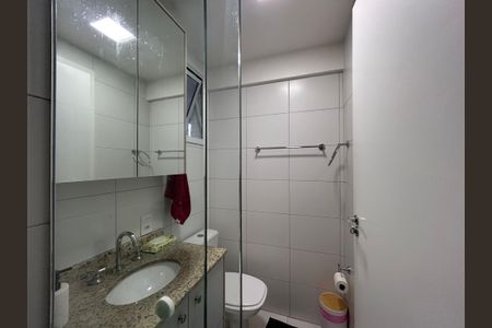 Apartamento à venda com 56m², 2 quartos e 1 vaga Apartamento à venda com 56m², 2 quartos e 1 vagaBanheiro
