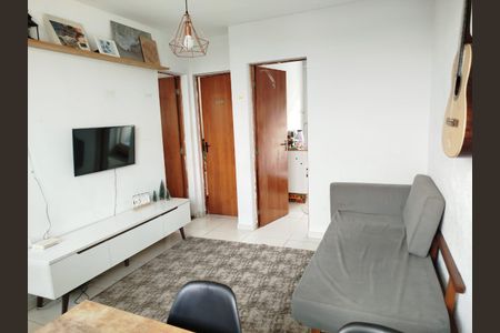 Sala de apartamento à venda com 2 quartos, 65m² em Solar do Barreiro, Belo Horizonte