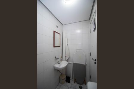 Apartamento à venda com 90m², 3 quartos e 2 vagas Apartamento à venda com 90m², 3 quartos e 2 vagasBanheiro de serviço