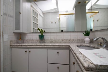 Apartamento à venda com 90m², 3 quartos e 2 vagas Apartamento à venda com 90m², 3 quartos e 2 vagasBanheiro