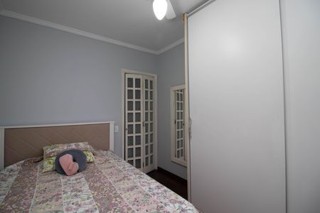 Apartamento à venda com 90m², 3 quartos e 2 vagas Apartamento à venda com 90m², 3 quartos e 2 vagasQuarto 2