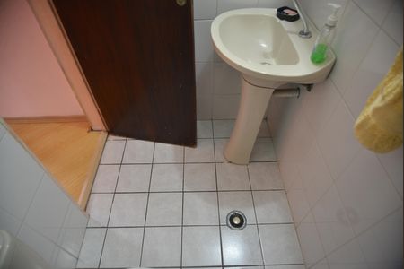 Apartamento à venda com 62m², 2 quartos e 1 vagaBanheiro Social