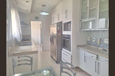 Apartamento à venda com 169m², 4 quartos e 3 vagas