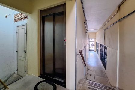 Apartamento à venda com 50m², 1 quarto e sem vaga Apartamento à venda com 50m², 1 quarto e sem vagaÁrea comum