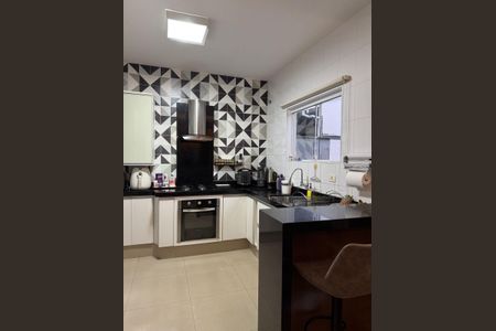 Casa de condomínio para alugar com 117m², 3 quartos e 2 vagas Casa de condomínio para alugar com 117m², 3 quartos e 2 vagasCozinha