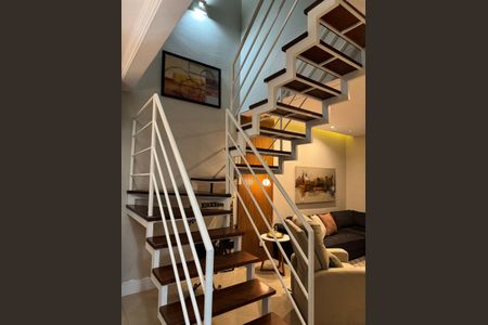 Casa de condomínio para alugar com 117m², 3 quartos e 2 vagas Casa de condomínio para alugar com 117m², 3 quartos e 2 vagasSala
