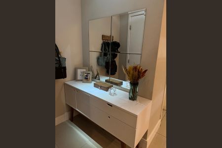 Casa de condomínio para alugar com 117m², 3 quartos e 2 vagas Casa de condomínio para alugar com 117m², 3 quartos e 2 vagasSala