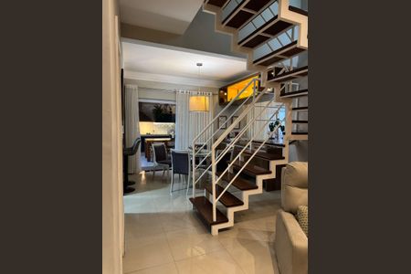 Sala de casa de condomínio para alugar com 3 quartos, 117m² em Parque Vera Cruz, Taubaté