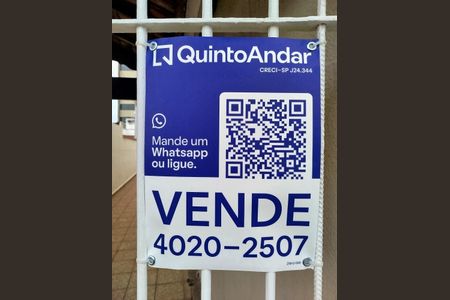 Casa à venda com 163m², 4 quartos e 4 vagas Casa à venda com 163m², 4 quartos e 4 vagasPlaca