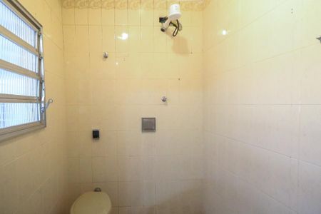 Casa à venda com 163m², 4 quartos e 4 vagas Casa à venda com 163m², 4 quartos e 4 vagasBanheiro da Suíte