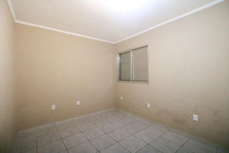 Casa à venda com 163m², 4 quartos e 4 vagas Casa à venda com 163m², 4 quartos e 4 vagasQuarto