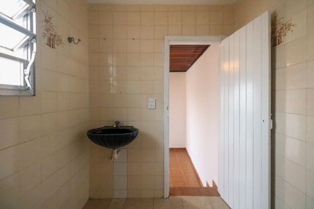 Casa à venda com 163m², 4 quartos e 4 vagas Casa à venda com 163m², 4 quartos e 4 vagasBanheiro de Serviço 2