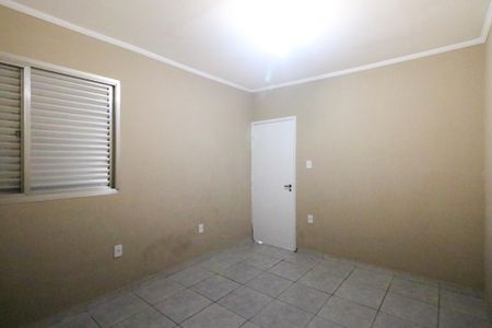 Casa à venda com 163m², 4 quartos e 4 vagas Casa à venda com 163m², 4 quartos e 4 vagasQuarto