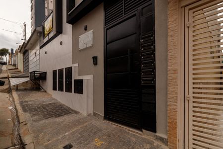 Apartamento para alugar com 49m², 2 quartos e sem vaga Apartamento para alugar com 49m², 2 quartos e sem vagaFachada