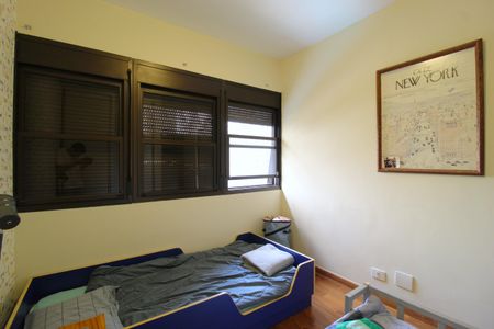 Apartamento à venda com 120m², 3 quartos e 2 vagasQuarto 1