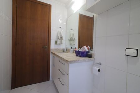 Apartamento à venda com 60m², 2 quartos e 1 vagaBanheiro