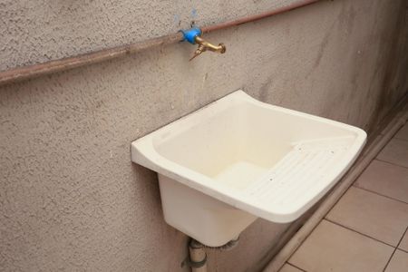 Studio para alugar com 25m², 1 quarto e sem vaga Studio para alugar com 25m², 1 quarto e sem vagaÁrea de Serviço