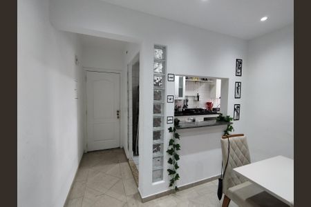 Apartamento à venda com 72m², 3 quartos e 1 vagaEntrada