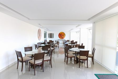 Apartamento para alugar com 82m², 2 quartos e 2 vagasÁrea comum - Salão de festas