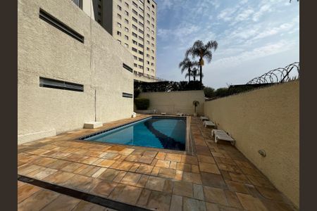 Apartamento para alugar com 66m², 2 quartos e 1 vaga Apartamento para alugar com 66m², 2 quartos e 1 vagaÁrea comum - Piscina