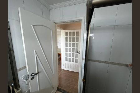 Apartamento para alugar com 66m², 2 quartos e 1 vaga Apartamento para alugar com 66m², 2 quartos e 1 vagaBanheiro