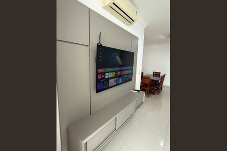 Sala de apartamento para alugar com 2 quartos, 82m² em Jardim das Colinas, São José dos Campos