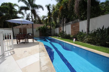 Apartamento à venda com 70m², 2 quartos e 1 vagaÁrea comum - Piscina