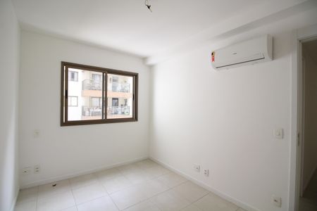 Suíte de apartamento à venda com 2 quartos, 70m² em Freguesia (jacarepaguá), Rio de Janeiro