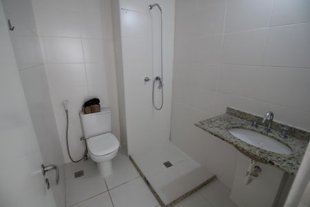 Apartamento à venda com 70m², 2 quartos e 1 vagaBanheiro da Suíte