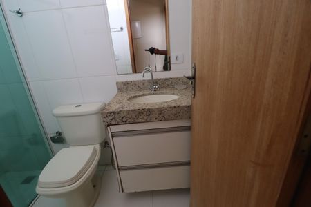 Apartamento para alugar com 68m², 2 quartos e 1 vagaBanheiro Social