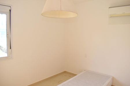 Casa de condomínio para alugar com 260m², 3 quartos e 4 vagasSuíte 2