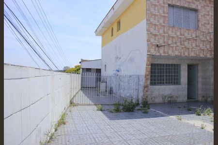 Casa à venda com 90m², 2 quartos e 3 vagasQuintal e garagem