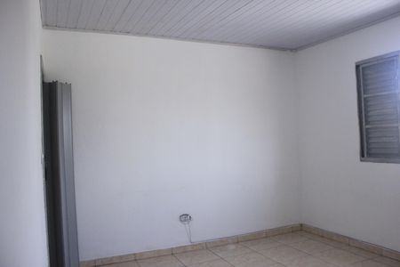 Casa à venda com 90m², 2 quartos e 3 vagasQuarto 2