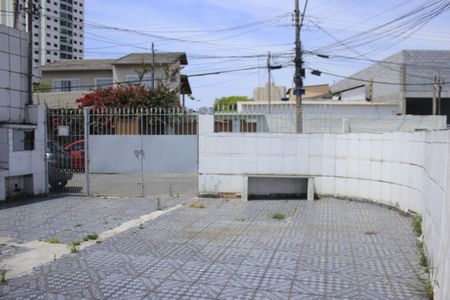 Casa à venda com 90m², 2 quartos e 3 vagasQuintal e garagem