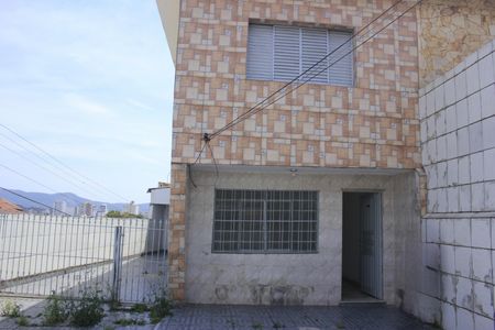 Casa à venda com 90m², 2 quartos e 3 vagasQuintal e garagem