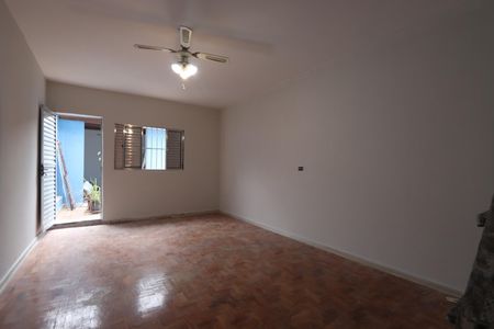 Casa à venda com 200m², 3 quartos e 2 vagasQuarto 3