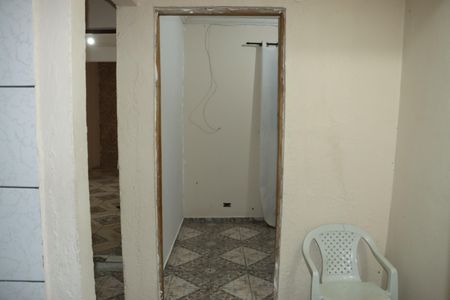Corredor de casa para alugar com 2 quartos, 70m² em Centro, Cotia
