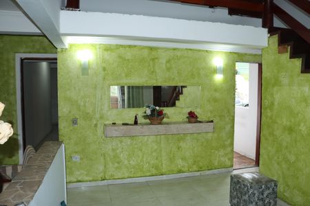 Sala de casa para alugar com 3 quartos, 130m² em Centro, Cotia