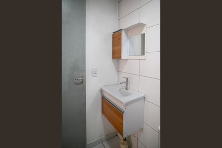 Apartamento à venda com 40m², 2 quartos e sem vaga Apartamento à venda com 40m², 2 quartos e sem vagaBanheiro