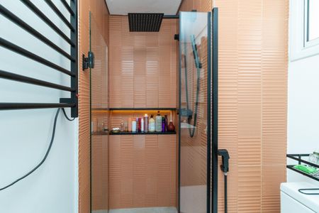 Apartamento à venda com 138m², 2 quartos e 2 vagasBanheiro da Suíte