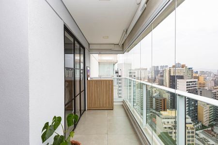 Apartamento à venda com 47m², 1 quarto e 1 vaga Apartamento à venda com 47m², 1 quarto e 1 vagaVaranda