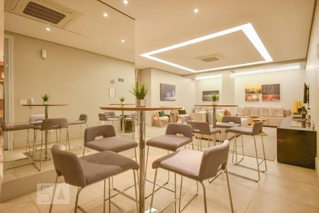 Apartamento à venda com 47m², 1 quarto e 1 vaga Apartamento à venda com 47m², 1 quarto e 1 vagaÁrea comum - Salão de festas